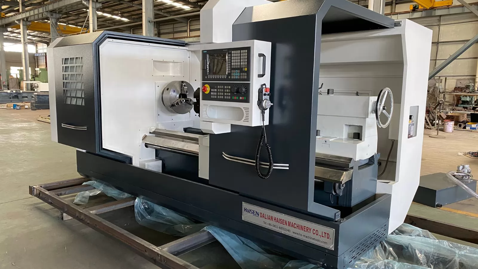 Defining the Heavy Duty Lathe Machine