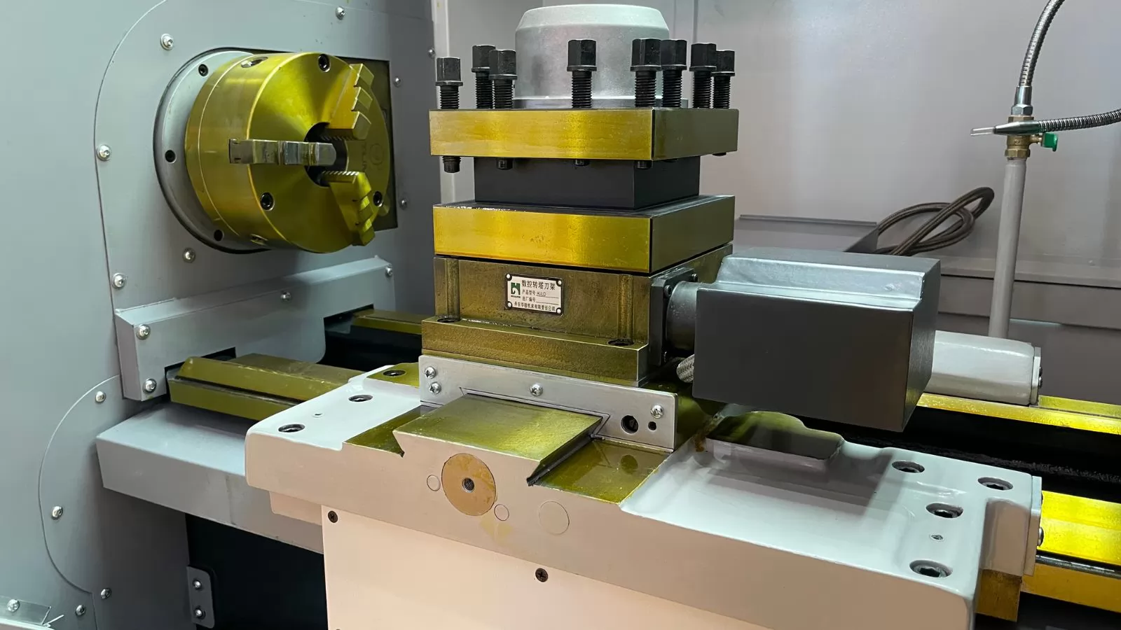 Key Features of Heavy Duty Lathe Machines